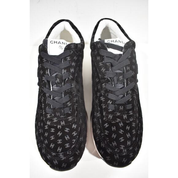 Chanel 22A Mens Black White Suede CC Logo Low Top Lace Up Trainer Sneaker 44 11 - Picture 8 of 12